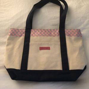 Vineyard vines tote